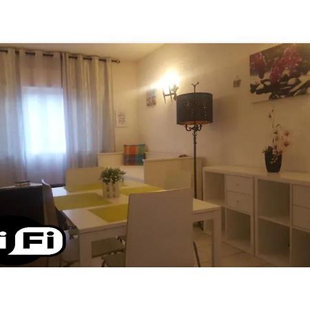 Quarteira Home Beach Ferias Tranquilas A 1Km Da Praia Totalmente Renovado 외부 사진