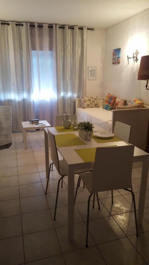 Quarteira Home Beach Ferias Tranquilas A 1Km Da Praia Totalmente Renovado 외부 사진
