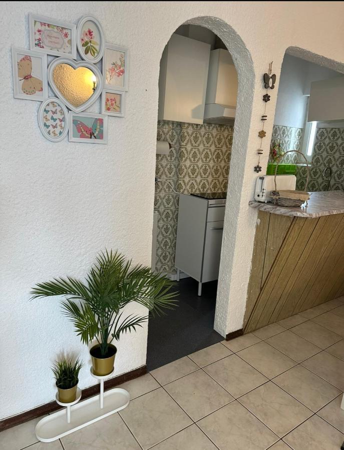 Quarteira Home Beach Ferias Tranquilas A 1Km Da Praia Totalmente Renovado 외부 사진