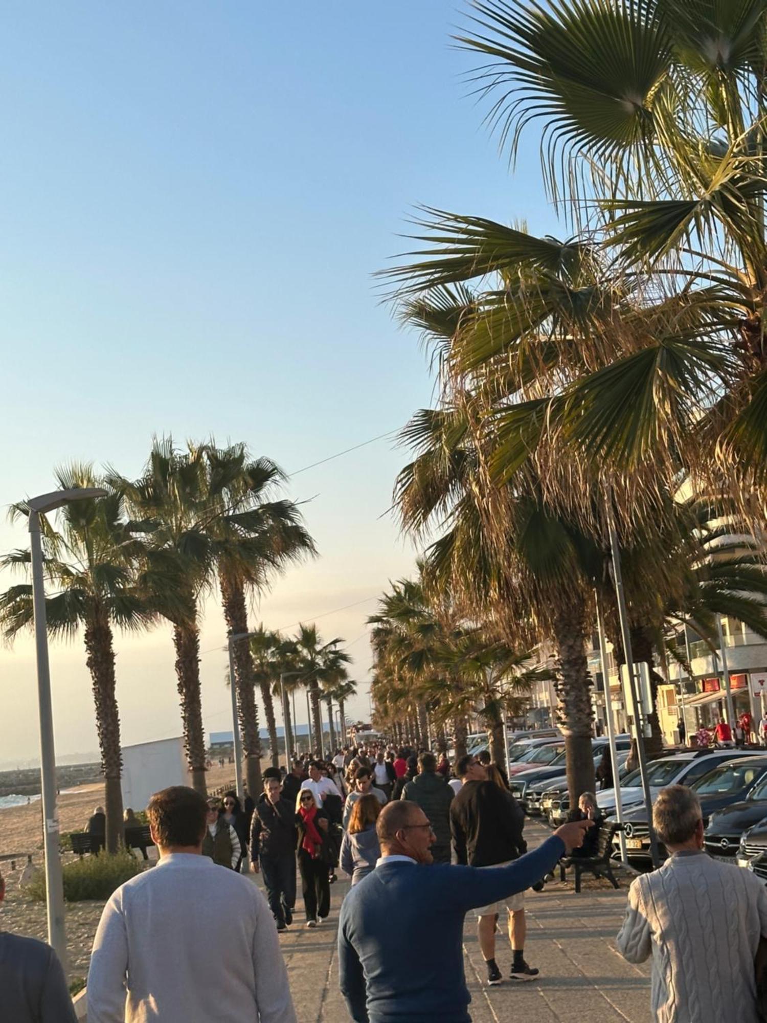Quarteira Home Beach Ferias Tranquilas A 1Km Da Praia Totalmente Renovado 외부 사진