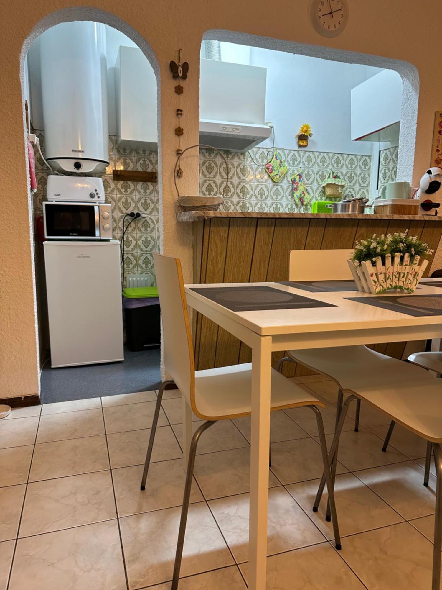 Quarteira Home Beach Ferias Tranquilas A 1Km Da Praia Totalmente Renovado 외부 사진