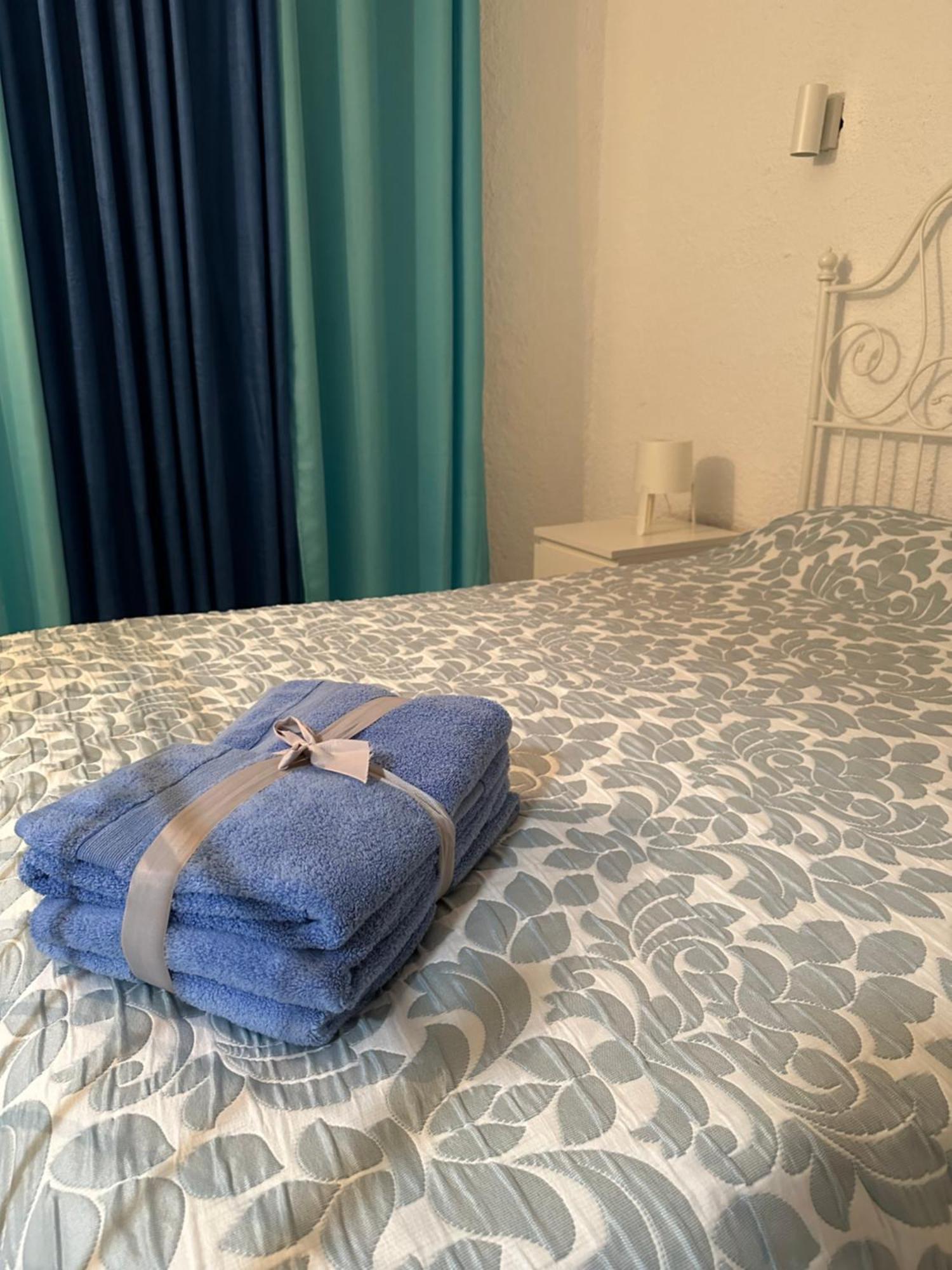 Quarteira Home Beach Ferias Tranquilas A 1Km Da Praia Totalmente Renovado 외부 사진